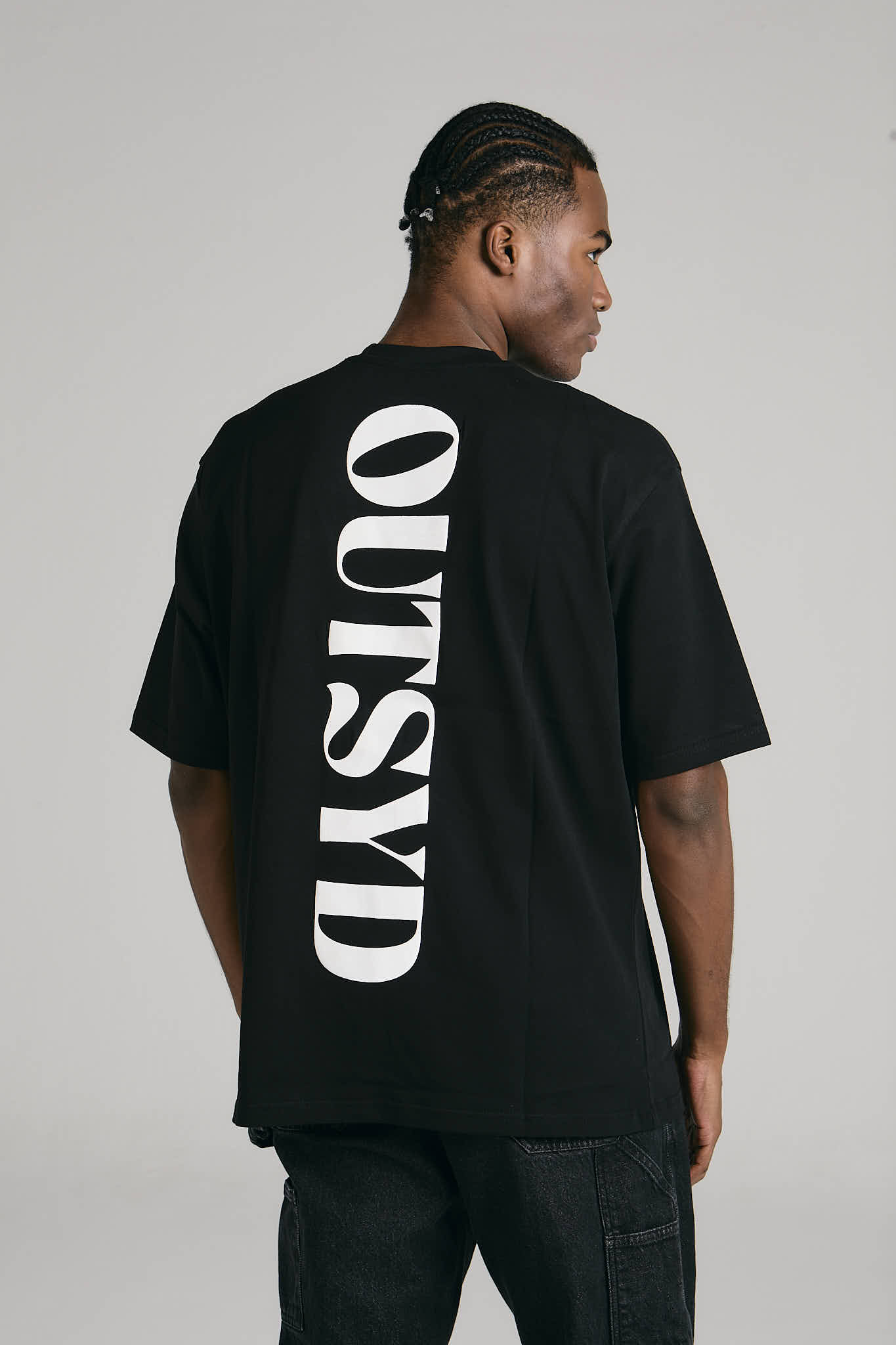 VERTICAL OUTSYD TEE