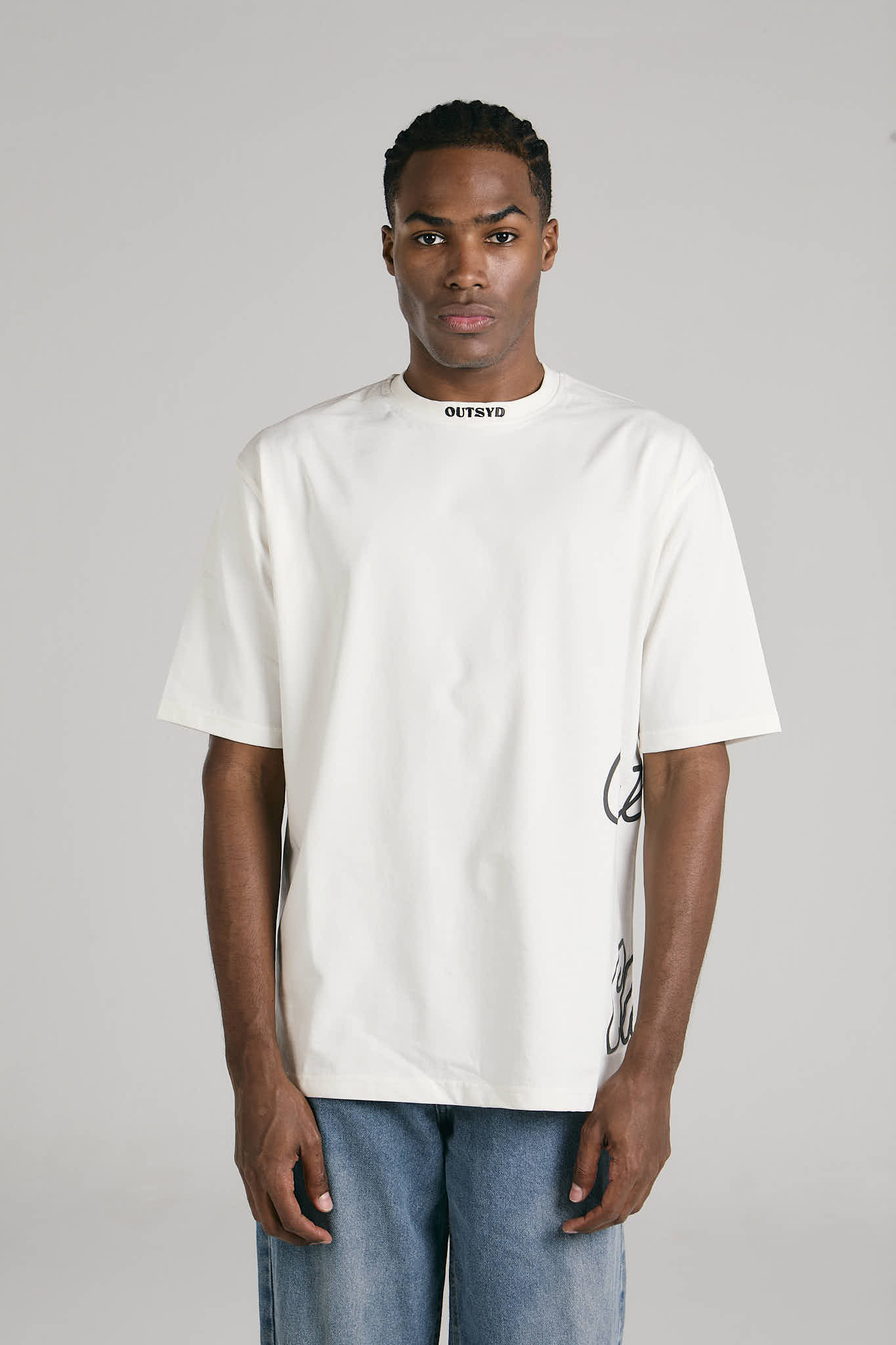 SCRIPTED SYD TEE