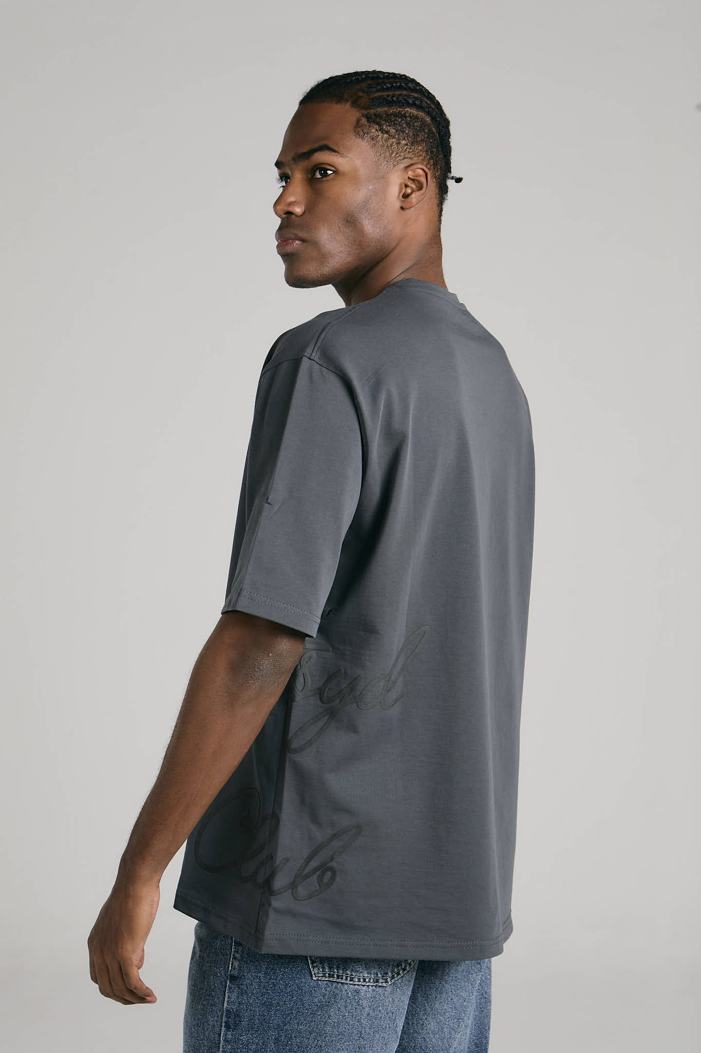 SCRIPTED SYD TEE